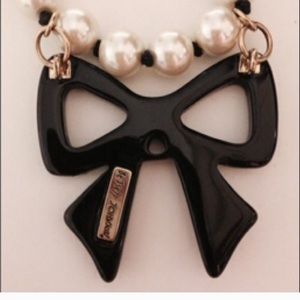 Vintage Pearl Necklace with Acrylic Black Bow